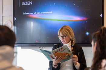 Voorlezen uit prentenboeken